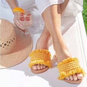 New! Beek Noddy Sunflower Slide Sandals